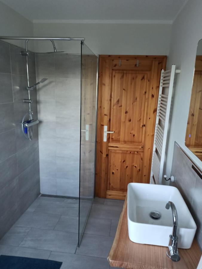 Ferienwohnung Born Am Darsswald Og エクステリア 写真