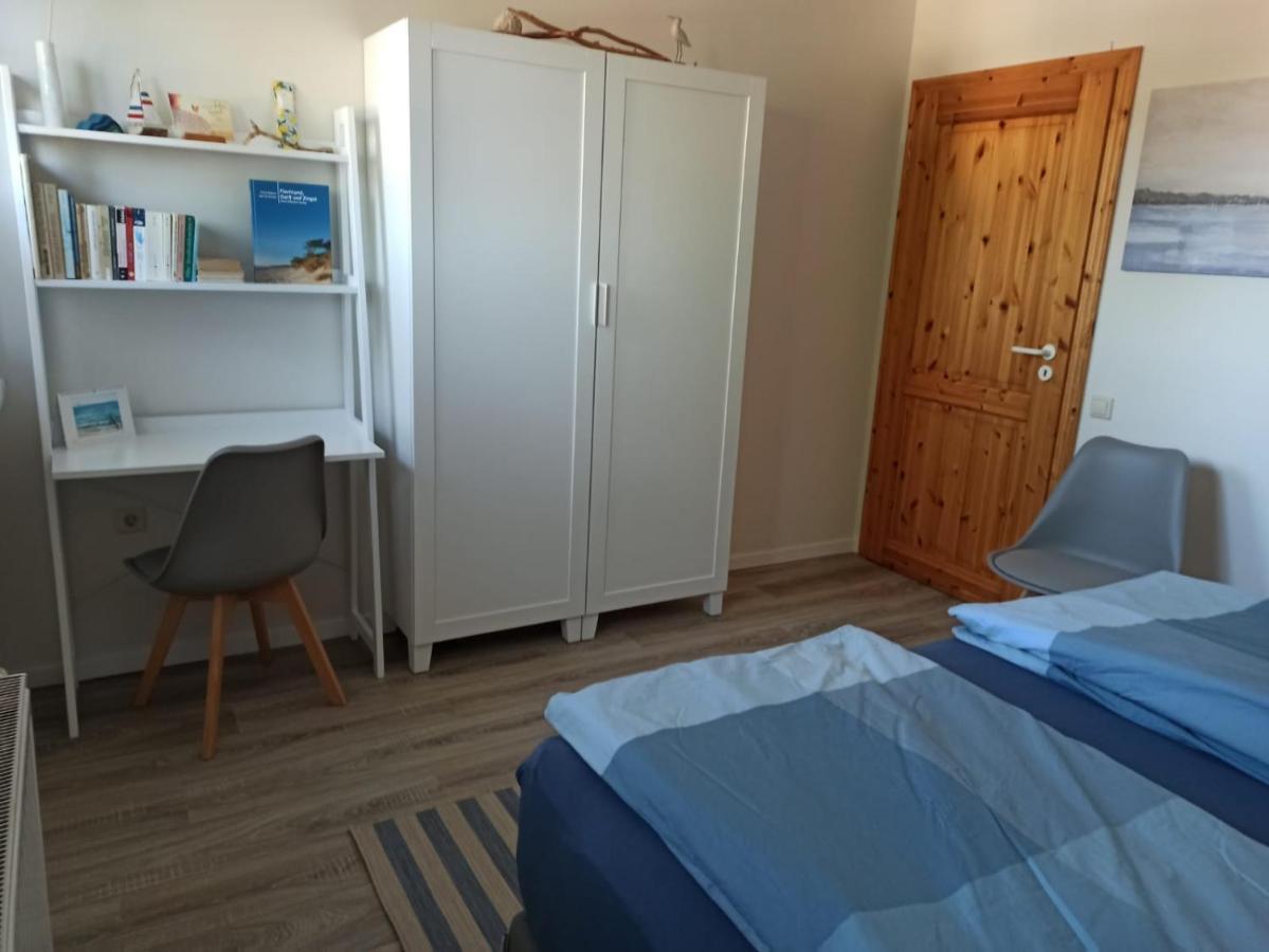 Ferienwohnung Born Am Darsswald Og エクステリア 写真