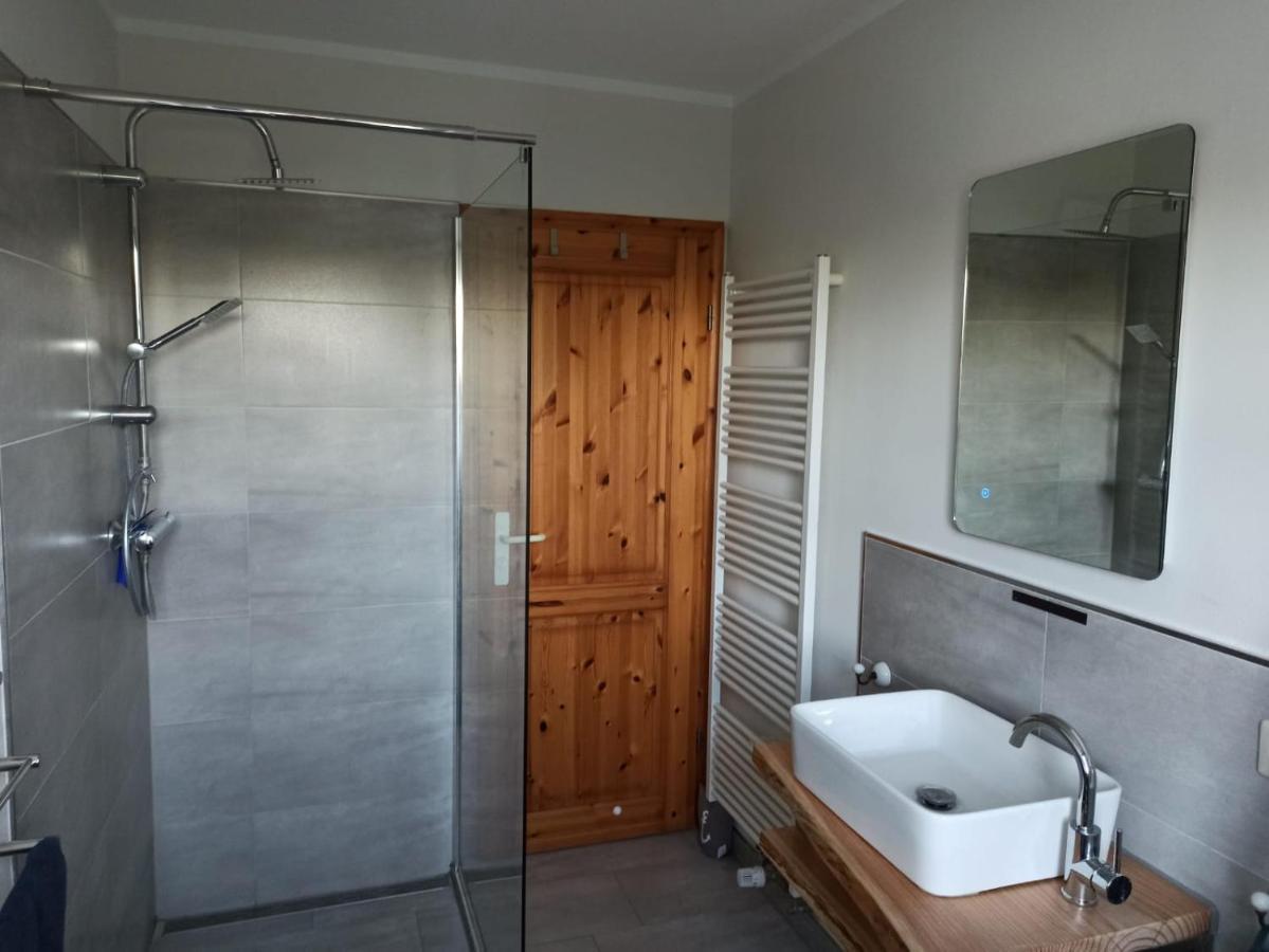 Ferienwohnung Born Am Darsswald Og エクステリア 写真
